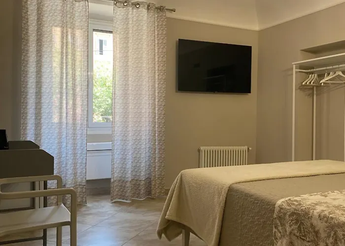 Paradiso 4*